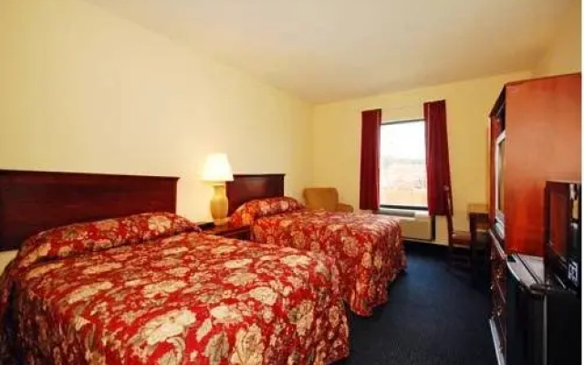 Amelia Inn & Suites