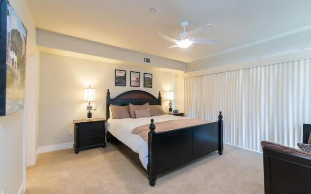 215 San Miguel