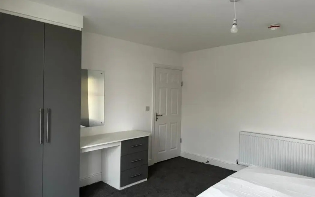 Cheetham Hill Guest House