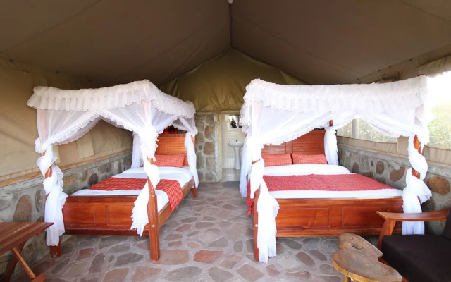 Orngatuny Mara King Camp