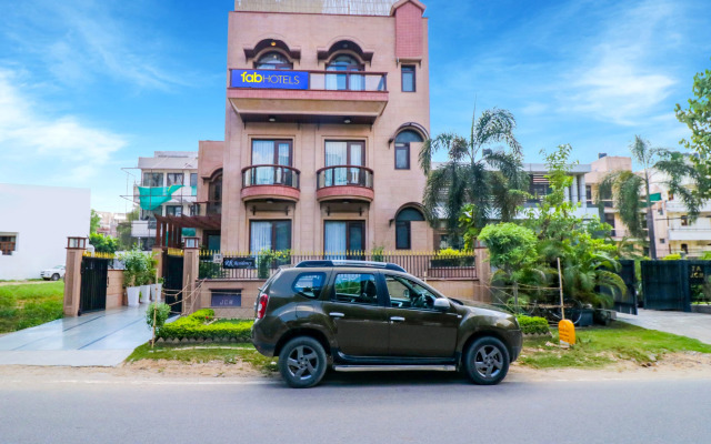 Fabhotel Rr Residency