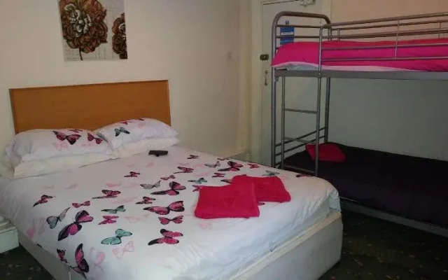 The Woodley Hotel