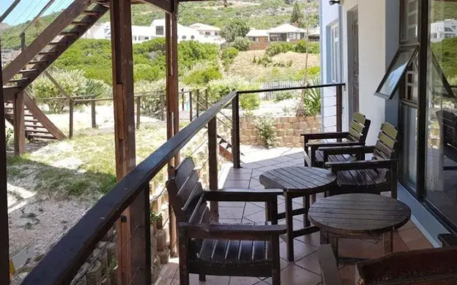 Hout Bay Backpackers