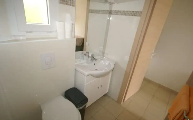 Quiet Apartment in Aregno by the Sea