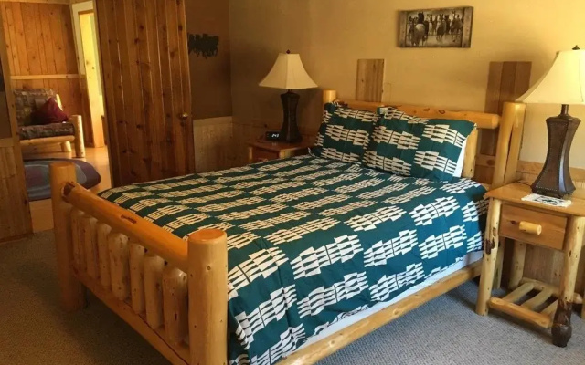Ghost Canyon Guest Ranch & B&B