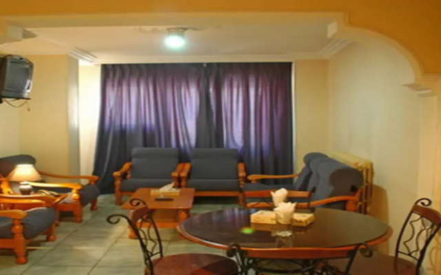 Al Saleh Hotel