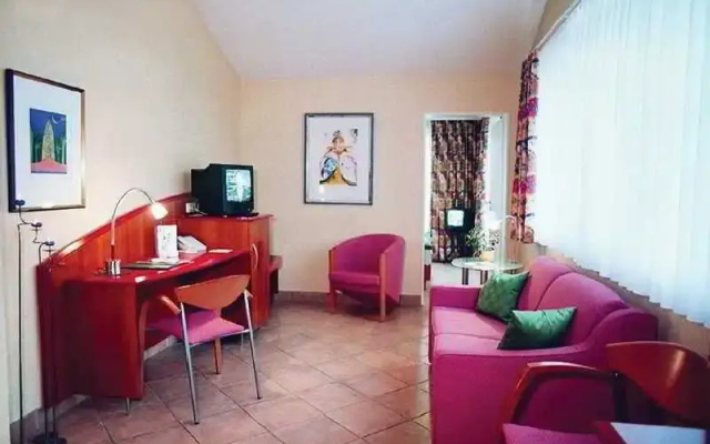 Hotel Mado
