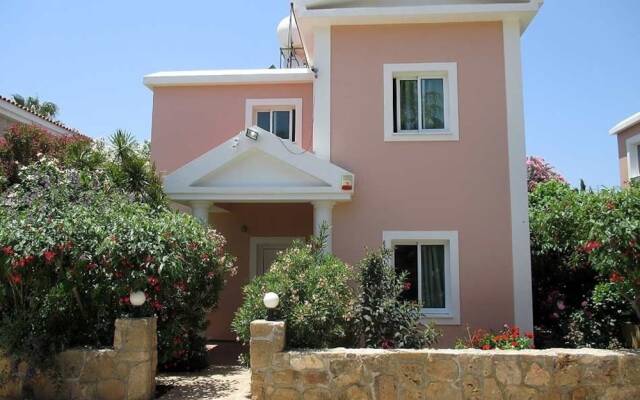 Отель Rododafni Villas вид на фасад