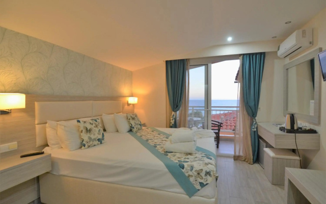 Grand Beach Hotel