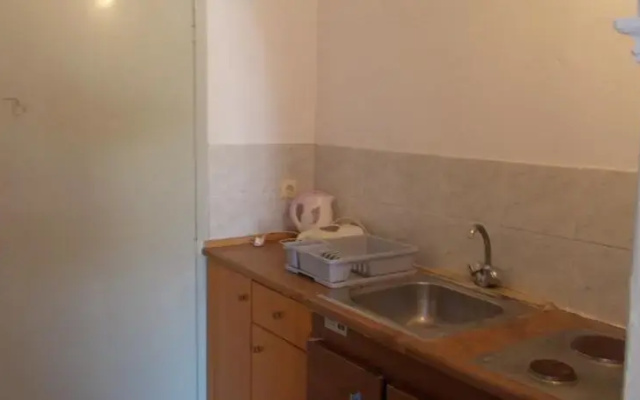 Anthonys Kavos Hostel House