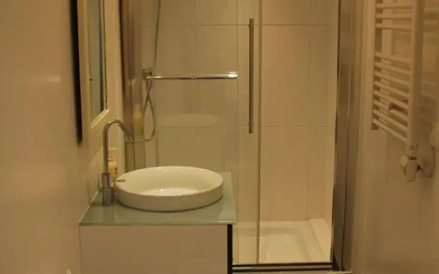 Apartment Corentin Celton Paris