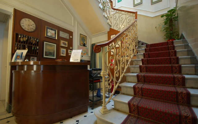 Hotel Ely