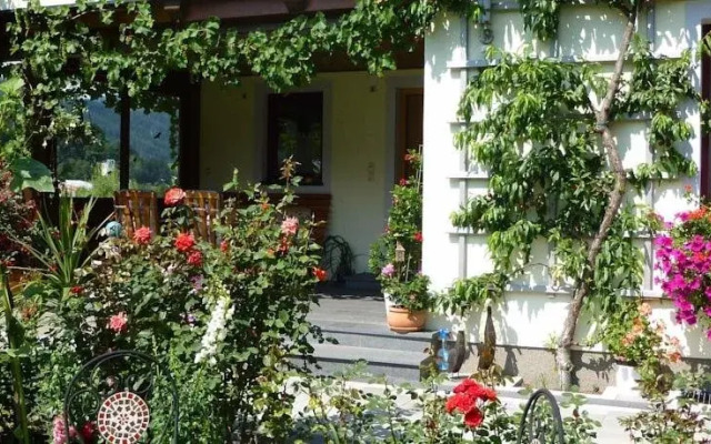 Gästehaus Schett