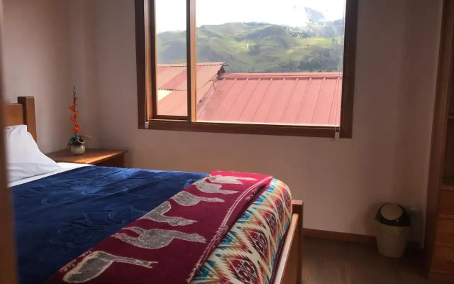 Community Hostel Alausi