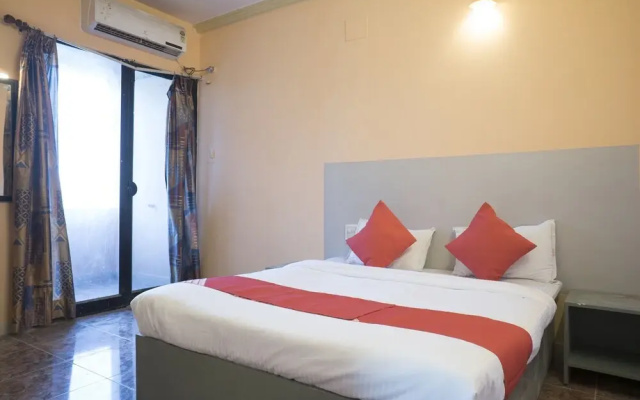 OYO 37830 Hotel Aakar International