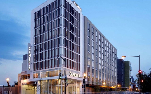 Отель Cambria Hotel Washington, D.C. Convention Center США, Вашингтон - отзывы, цены и фото номеров - забронировать отель Cambria Hotel Washington, D.C. Convention Center онлайн вид на фасад