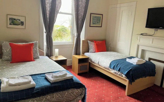 Airdenair Guest House