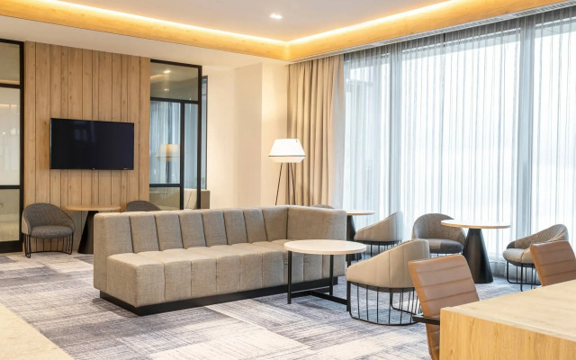 Courtyard by Marriott Inverness Airport