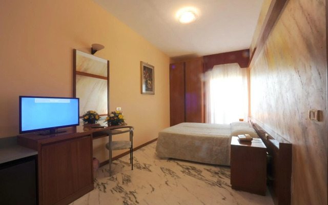 Hotel Excelsior