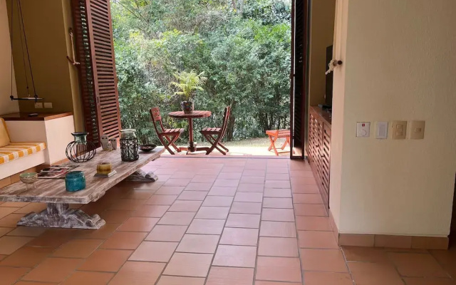w Astonishing 5BR House w Pool in Anapoima