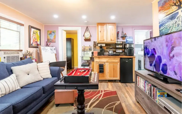 The Artist Studio Loft Inc