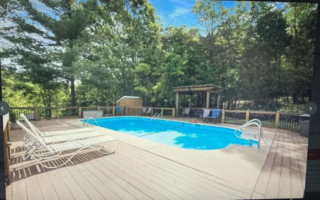 Gold Suites Rentals