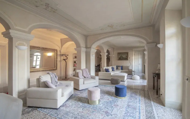 Villa Costanza