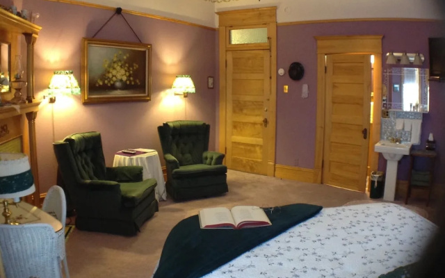 Ferris Mansion Bed and Breakfast