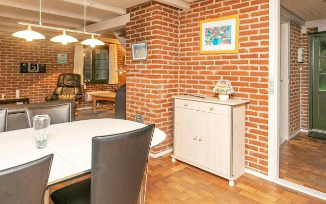 6 Person Holiday Home in Ulfborg