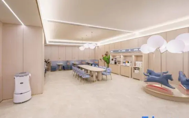 HanTing Hotel (Shenyang Shenbei Wuyue Plaza Shengjing Hospital)