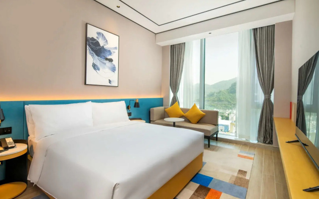 Hilton Garden Inn Shenzhen Airport