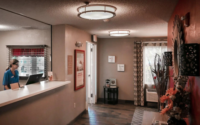 Sonesta Simply Suites Clearwater St. Petersburg