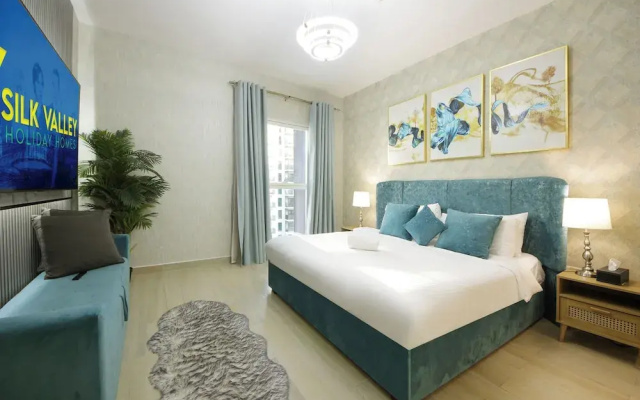 Silk Valley - 2B near Yas Marina Circuit