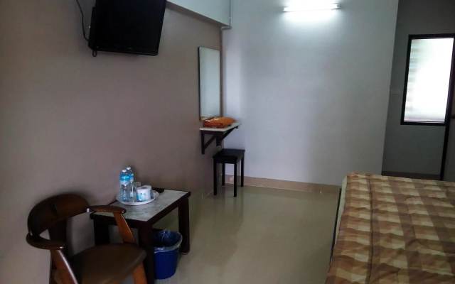 New Wanchai Hotel Pakchong