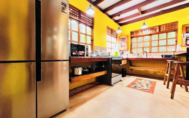 Private Caribbean Villa, Hot Jacuzzi & Pool