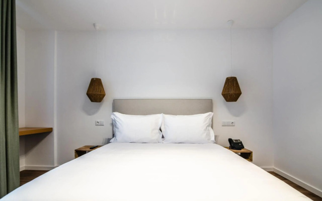 Serpa Hotel