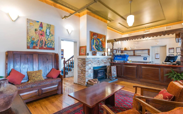 Northern Arts Hotel