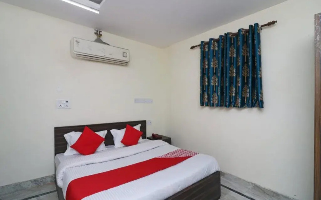 Queen Residency By OYO Rooms