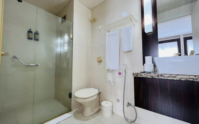 Apartment 604