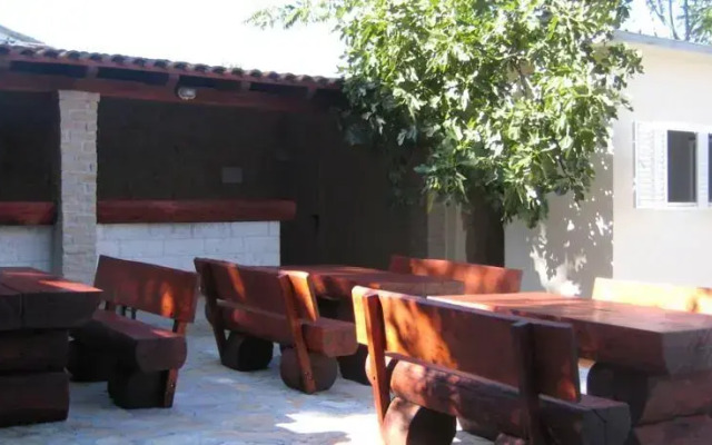 Central Studio Apartments