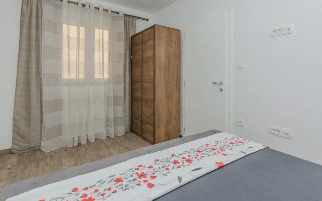 Apartment Mutak
