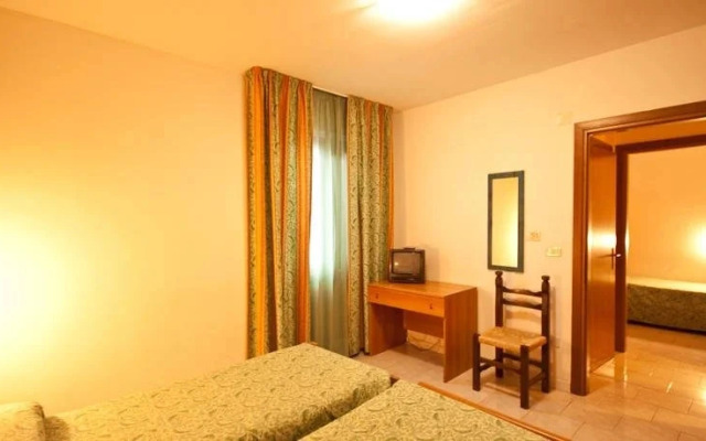 Hotel Fiora
