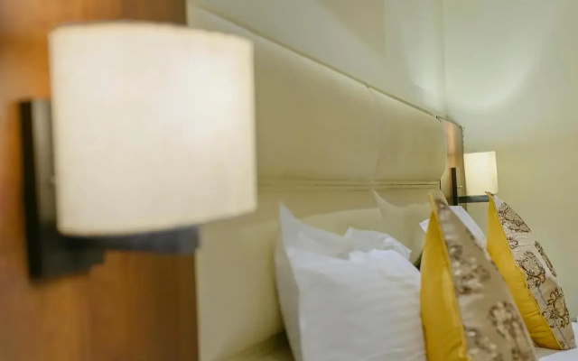 Hotel Hira Inn