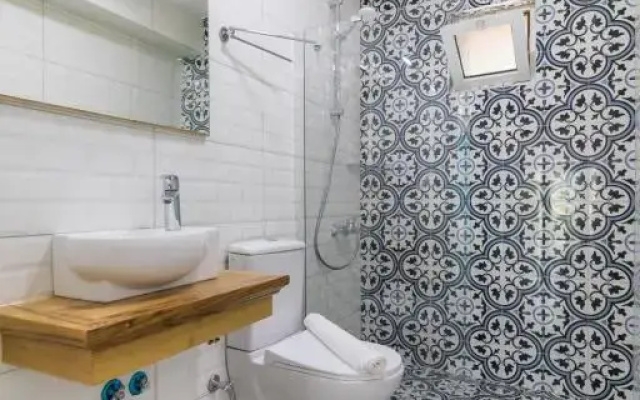 Karia Konuk Evi