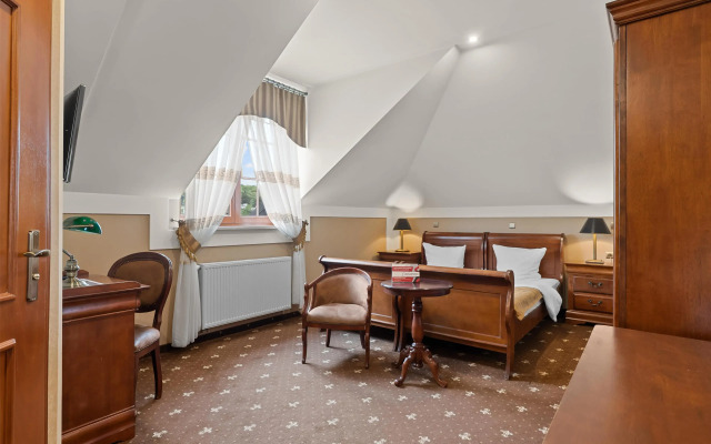 Hotel Diament Arsenal Palace Katowice/Chorzów