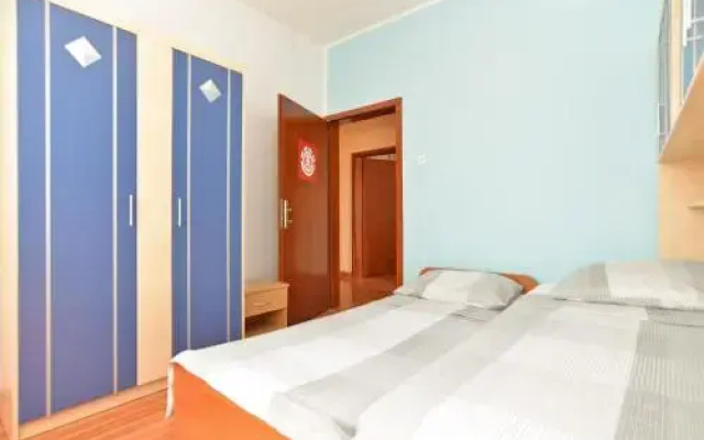 Apartments Gracijano 1724