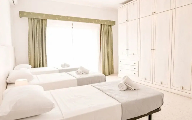 7 Mediterranea Villa