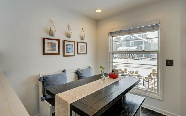 Mid-century Family Bungalow: Desirable Birmingham!