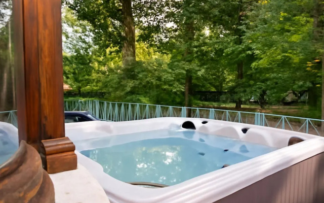 Villa Thor A Majestic 100-year-old Manor