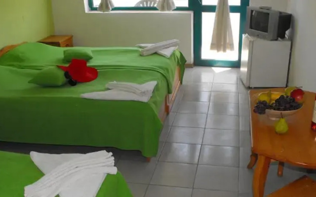 Hotel Familiya Club